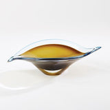 Bent Leaf Bowl-Blue/Amber-Small(سلطانية منحنية - أزرق / كهرماني - صغيرة)