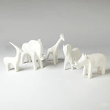 Elephant-Matte White(قطعة بشكل الفيل - لونها أبيض باهت)