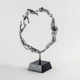 Family Sculpture-Silver Leaf(النحت العائلي - سلفر )