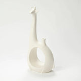 Giraffe Vase-Matte White(مزهرية زرافة بيضاء غير لامعة)