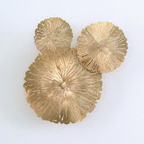 Set of 3 Lily Pad Clusters-Antique Brass(ورق نحاسي أصفر بأحجام مختلفة)