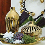 Slit Bell Vase-Gold(مزهرية  ذهبية بشكل ناقوس)